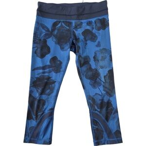 Lululemon Run Inspire Crop leggings workout tights black blue floral print 8